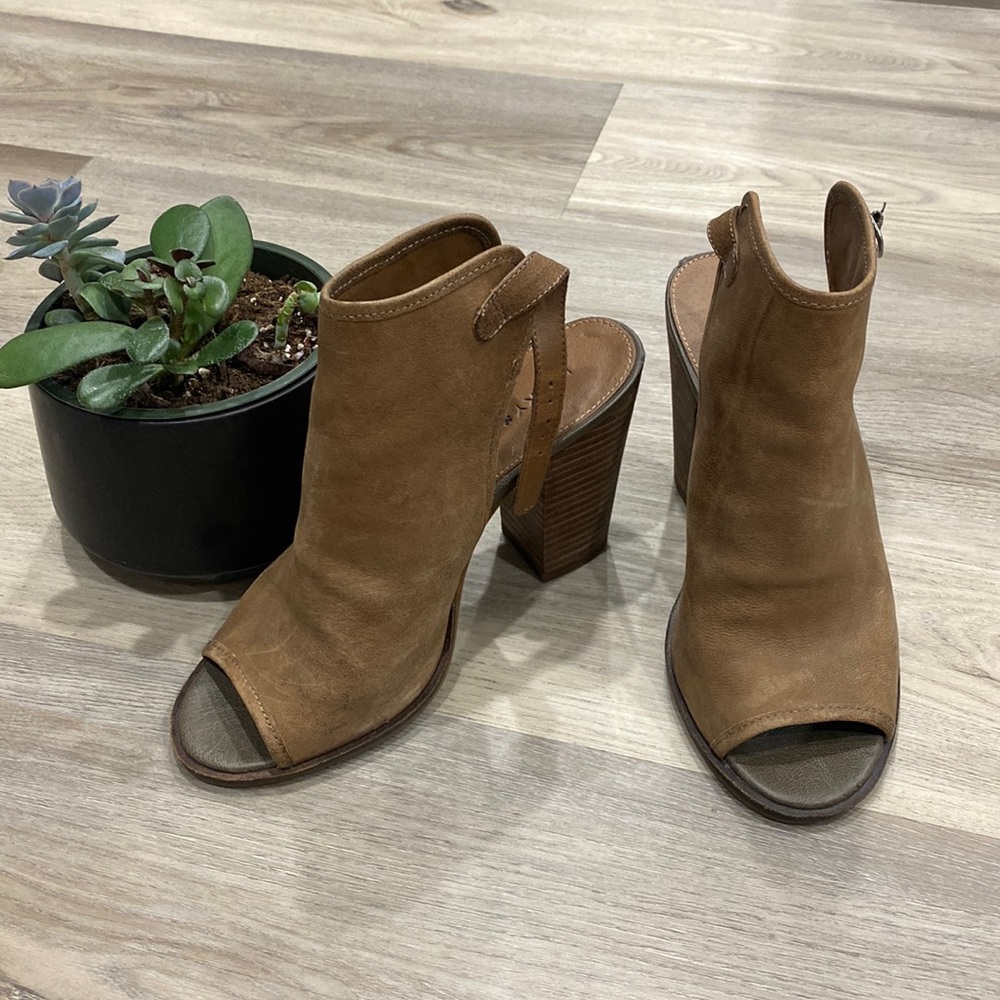 Lucky Brand Heel